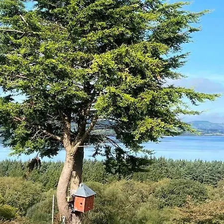 Kylemore Lakeview Retreat Apartment