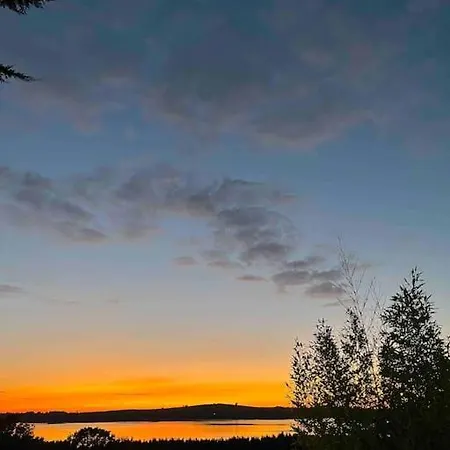 Kylemore Lakeview Retreat