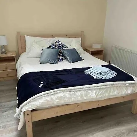 Kylemore Lakeview Retreat Apartment Blessington