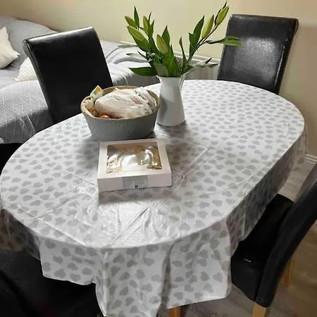 Kylemore Lakeview Retreat Apartment Blessington