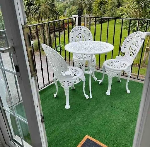 Kylemore Lakeview Retreat *