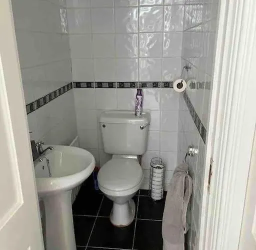 Kylemore Lakeview Retreat